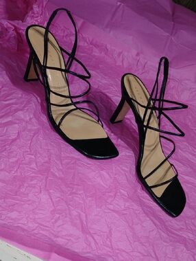 Richard Tyler Italy Black Strappy Square-Toe Slingback Heels